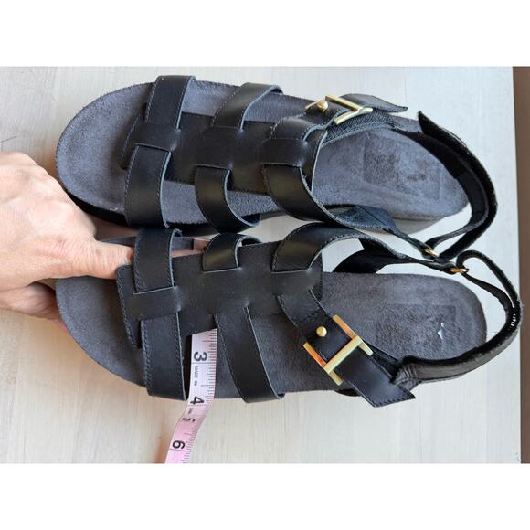 MUNRO the Flynn black fisherman style on a platform size 10.5 - Picture 2 of 9